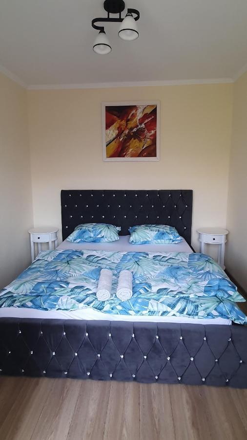 Appartement Apartament Estera à Oradea Extérieur photo